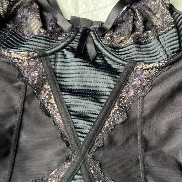 Dita Von Teese Madame x Bustier - Picture 7 of 13